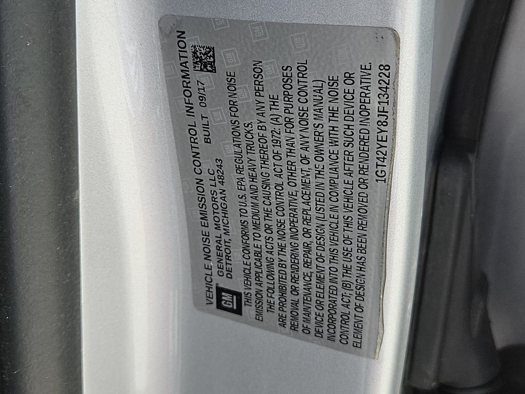 Used 2018 Silver GMC Denali image 52