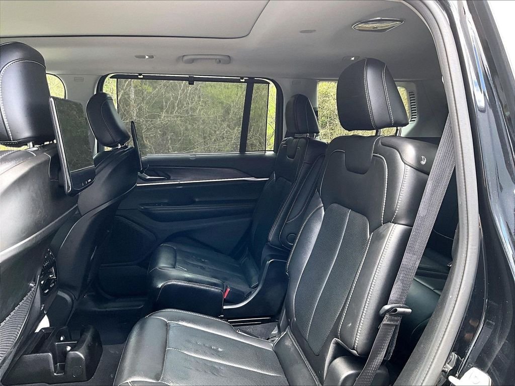 Used 2023 Black Jeep Limited image 16
