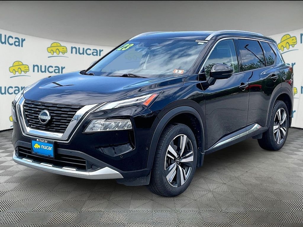 Used 2023 Super Black Nissan Platinum image 3