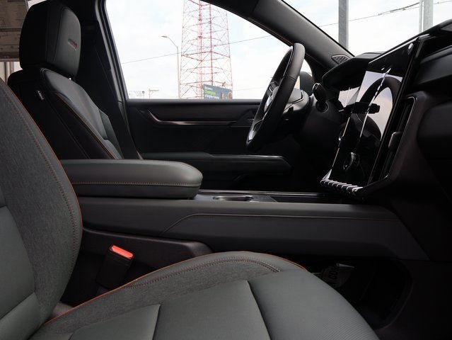 2026 GMC Acadia AT4 - Photo 8