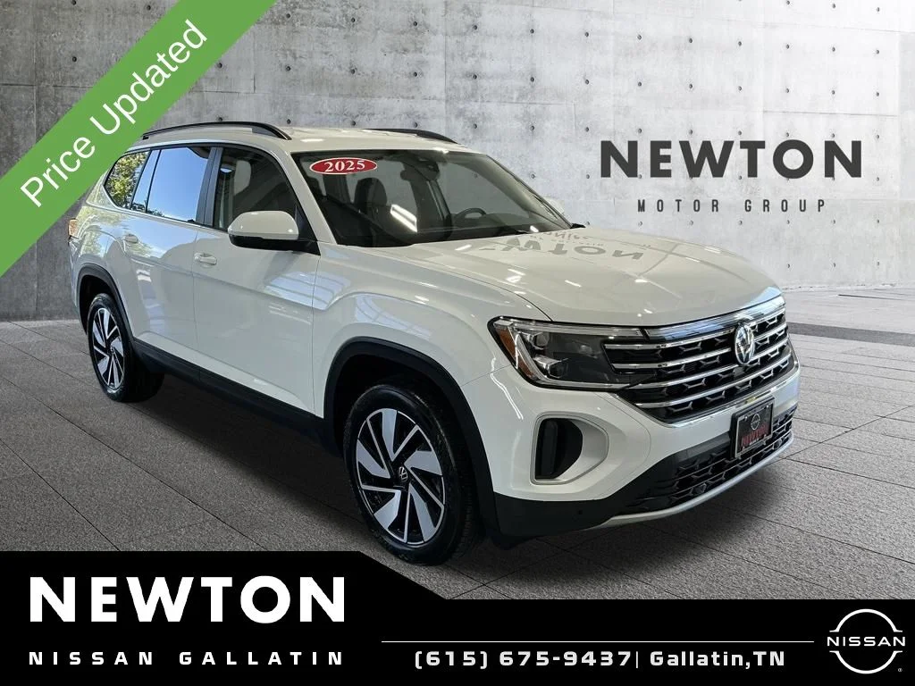 Used 2025 White Volkswagen 2.0T SE w/Technology image 1