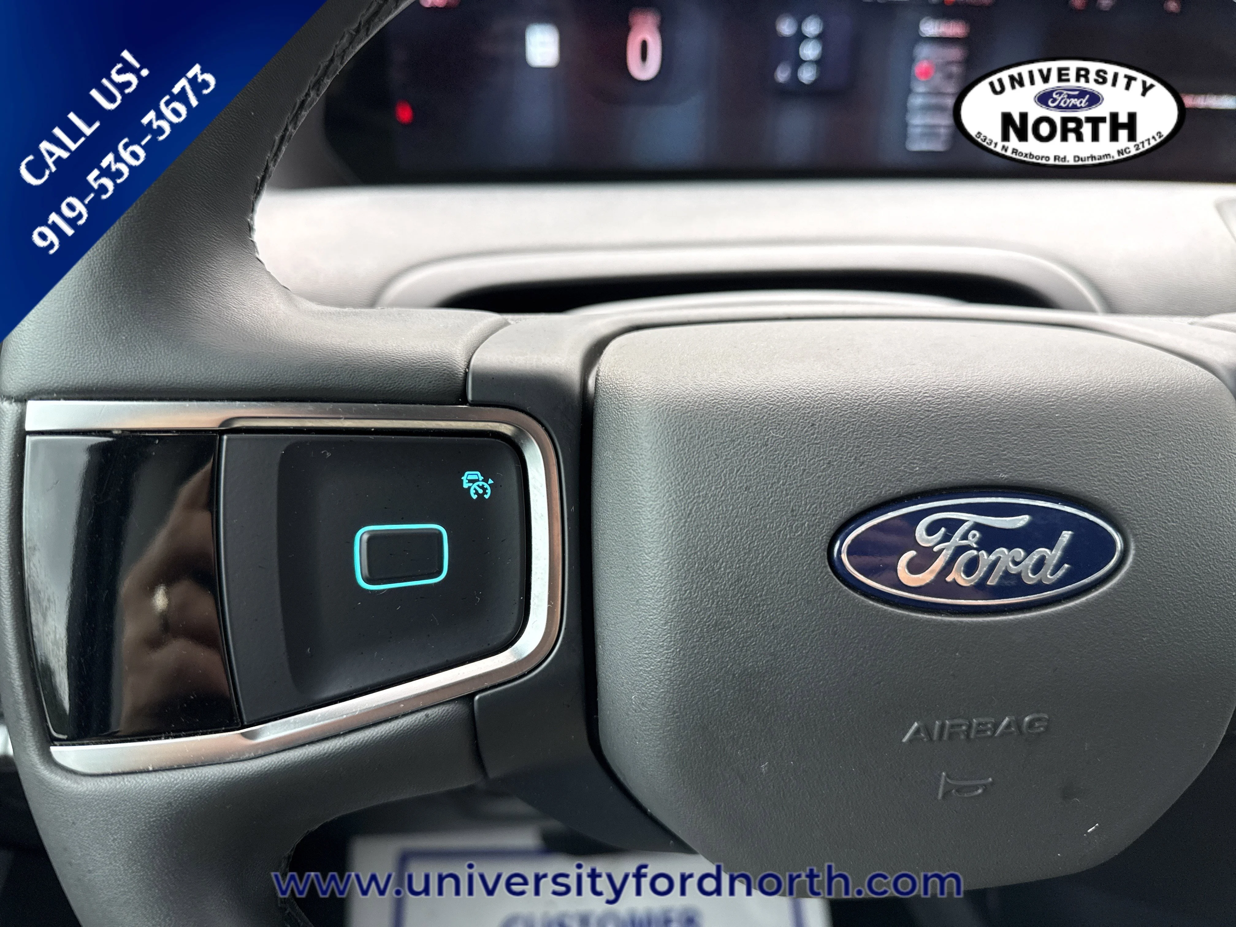 Used 2025 Agate Black Metallic Ford Active image 19