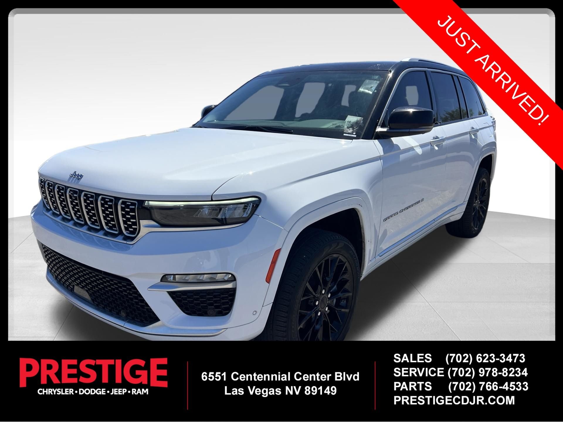 Used 2023 White Jeep Summit image 1