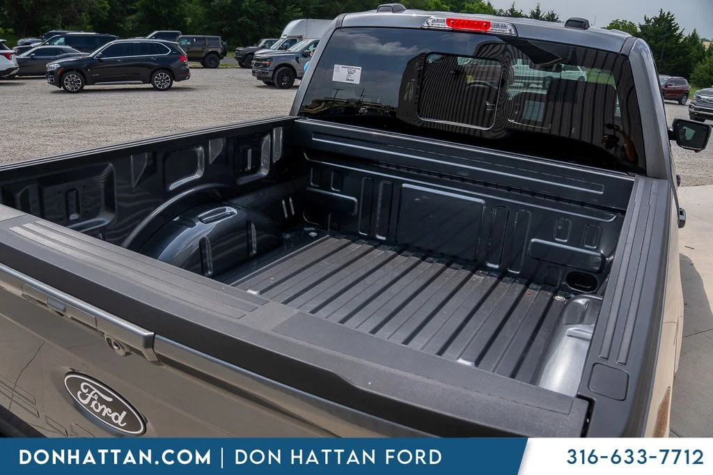 New 2026 Carbonized Gray Metallic Ford Lariat® image 33