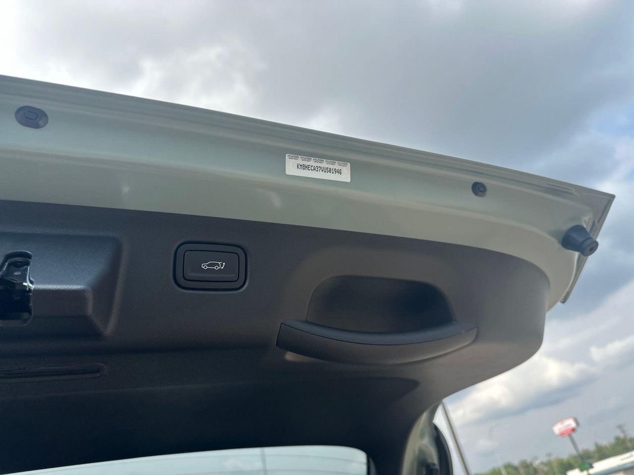 New 2027 Green Hyundai Limited AWD image 27