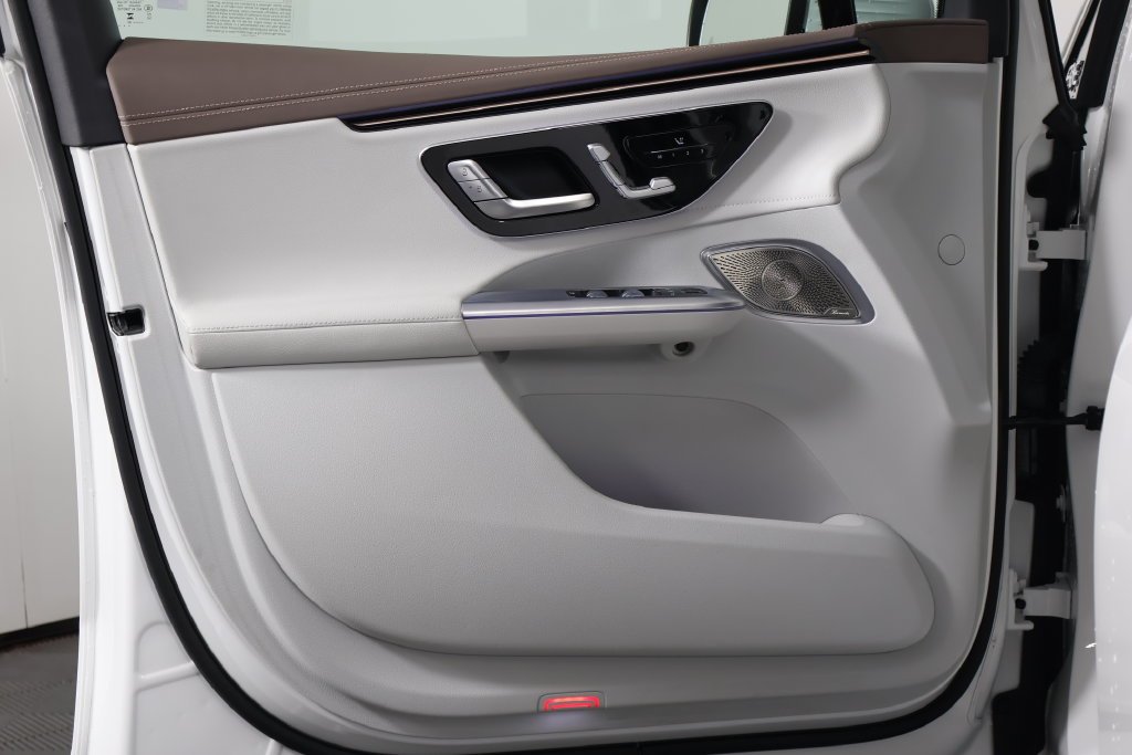 Certified Used 2023 Polar White Mercedes-Benz 350 SUV image 12