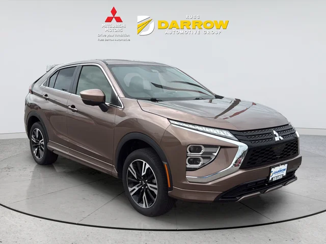 Used 2023 Brown Mitsubishi SEL image 7