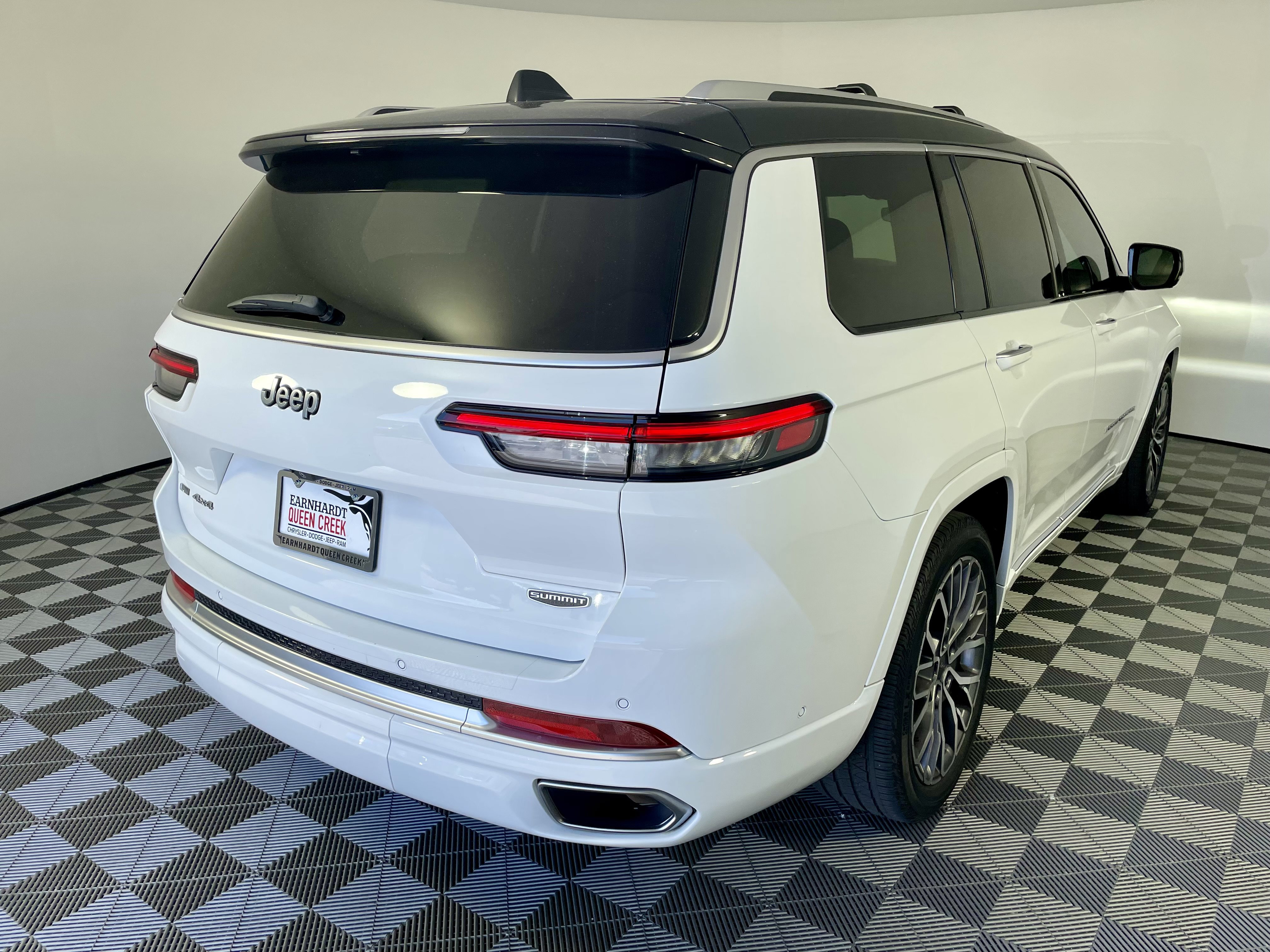 Certified Used 2022 Bright White Clearcoat Jeep Summit Reserve image 5