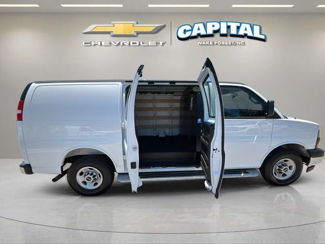 Used 2025 Summit White GMC Work Van image 12