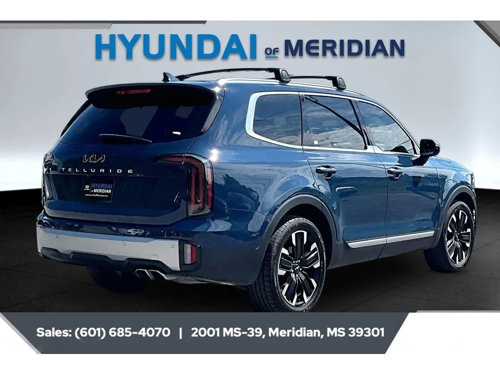 Used 2023 Midnight Lake Blue Kia SX image 11