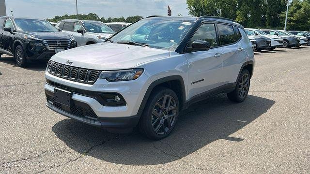 2025 Jeep Compass Limited - Photo 15