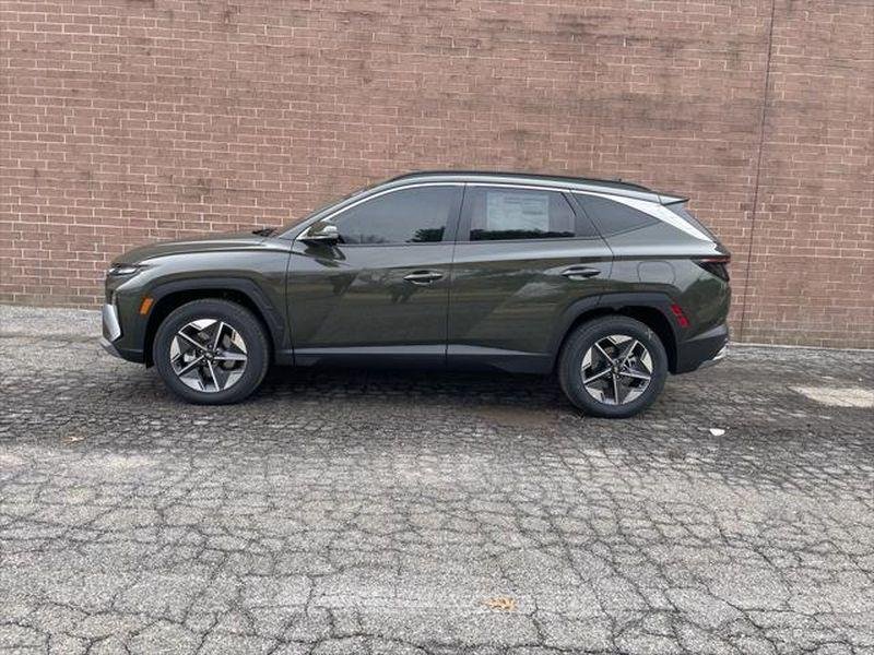 New 2026 Rockwood Green Hyundai SEL Premium AWD image 2