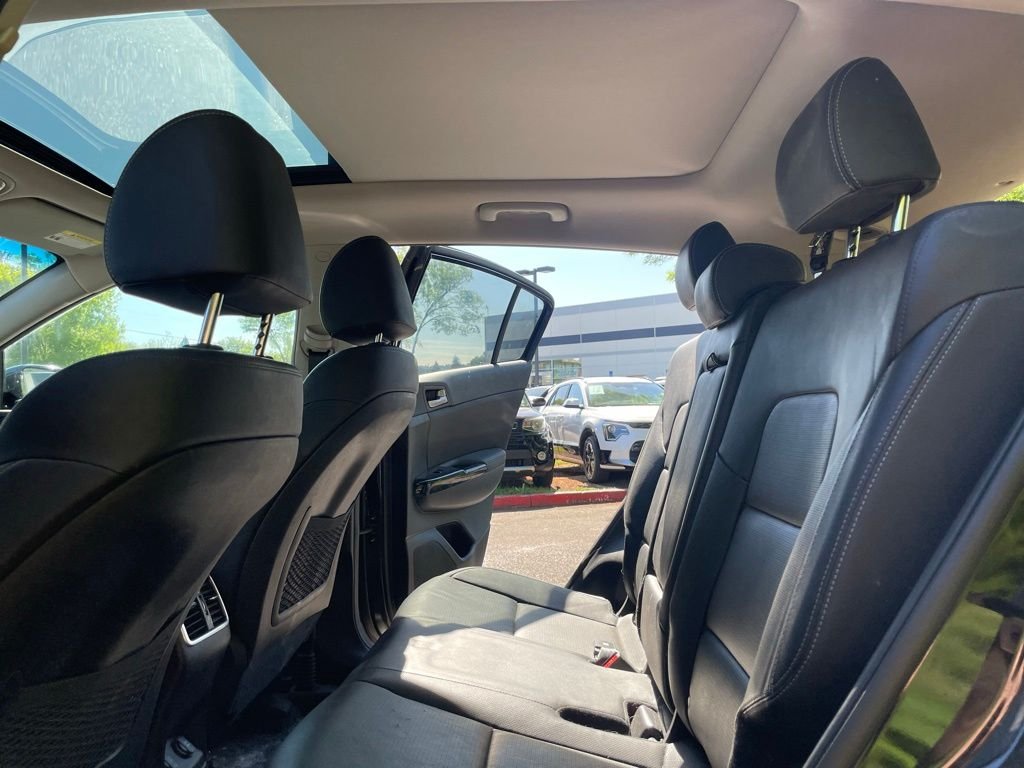 Used 2022 Black Cherry Pearl Kia EX image 19