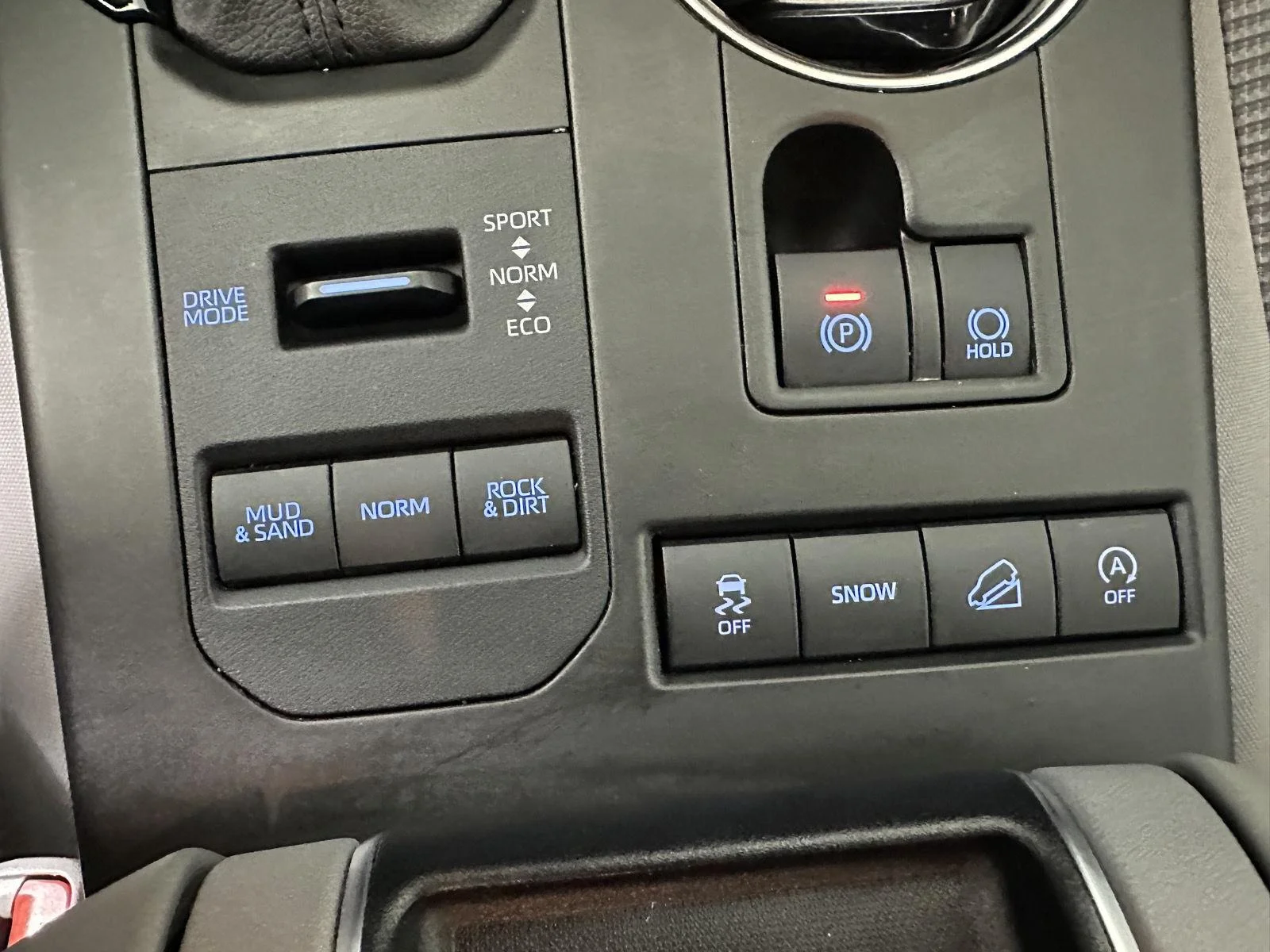 Used 2021 Magnetic Gray Metallic Toyota LE image 3