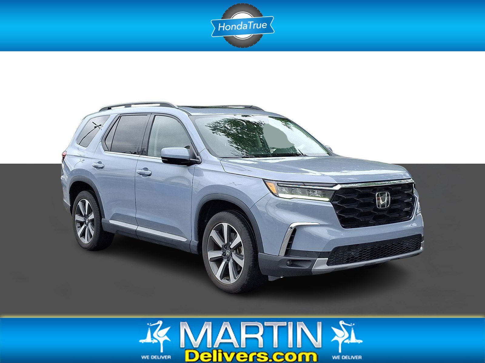 2024 Honda Pilot Touring AWD's photo