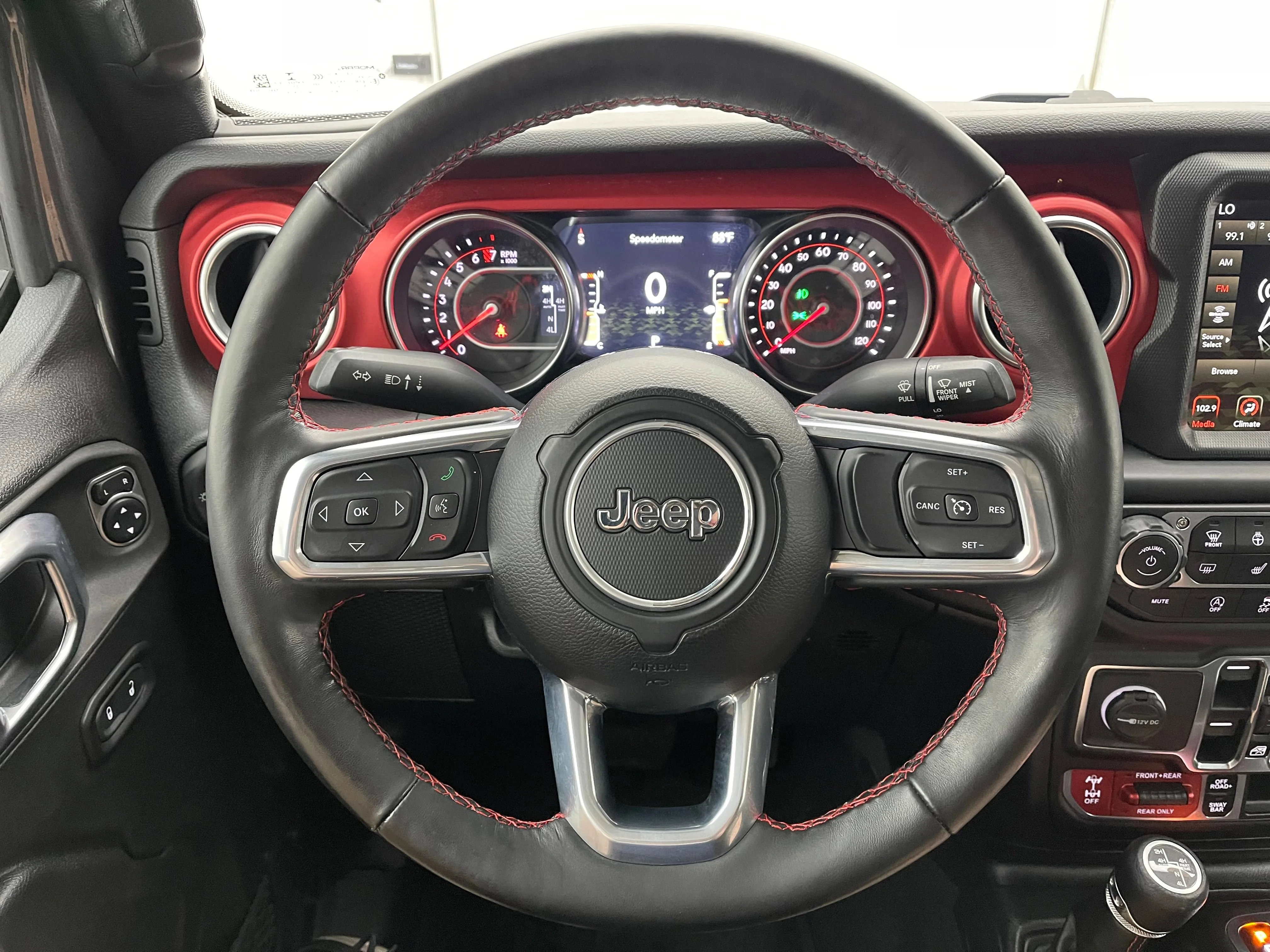 Used 2021  Jeep Rubicon image 18