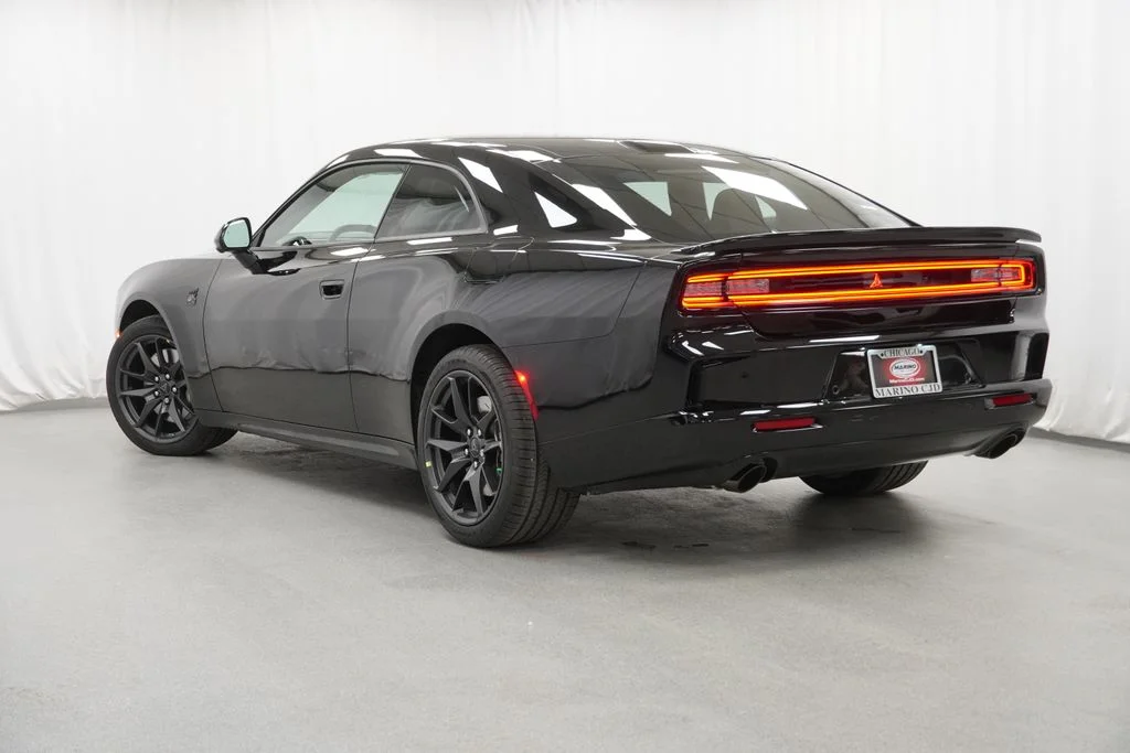 New 2026 Diamond Black Crystal Pearlcoat Dodge Scat Pack Plus image 13