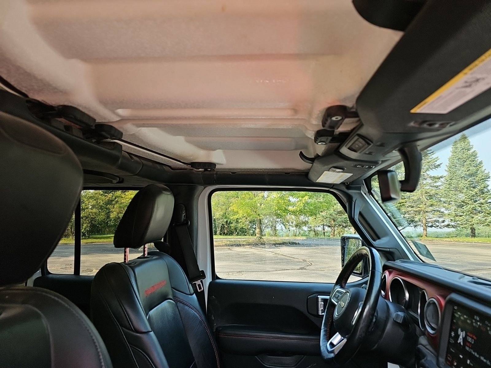 Used 2020 Bright White Clearcoat Jeep Rubicon image 11