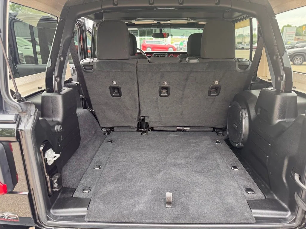 Used 2023 Black Jeep Rubicon image 29