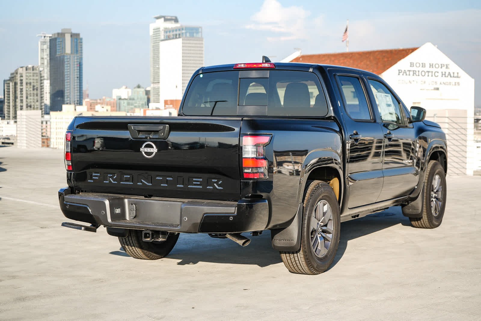 Nueva Nissan Crew Cab SV Super Black 2027, imagen 6