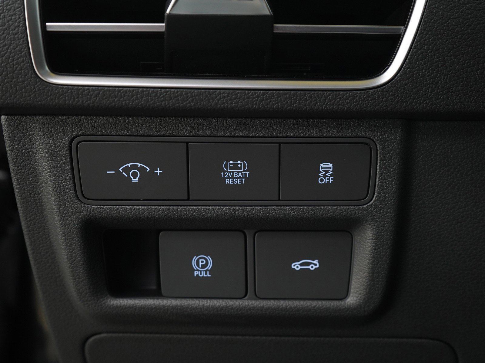 2025 Hyundai Sonata Hybrid SEL - Photo 24
