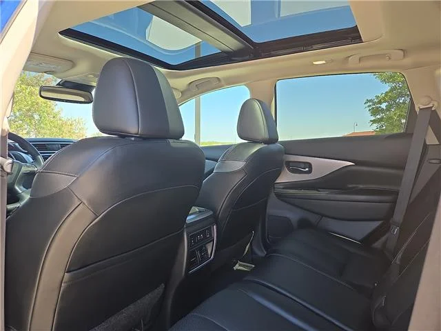 Used 2022 Blue Nissan SL image 12