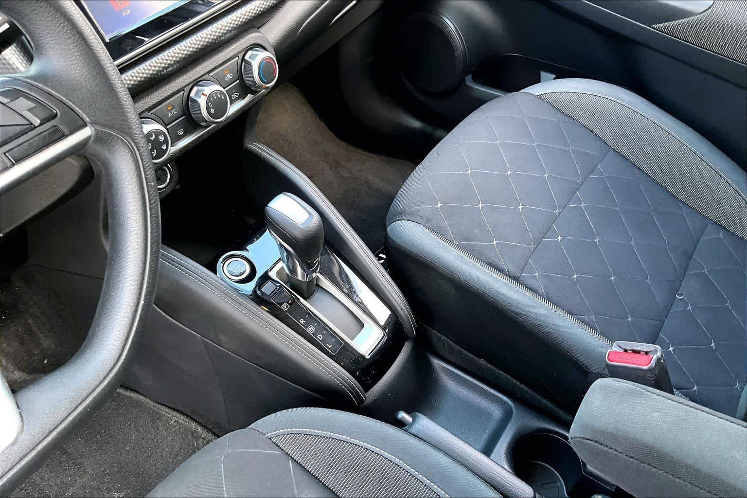 Used 2019 Super Black Nissan S image 17