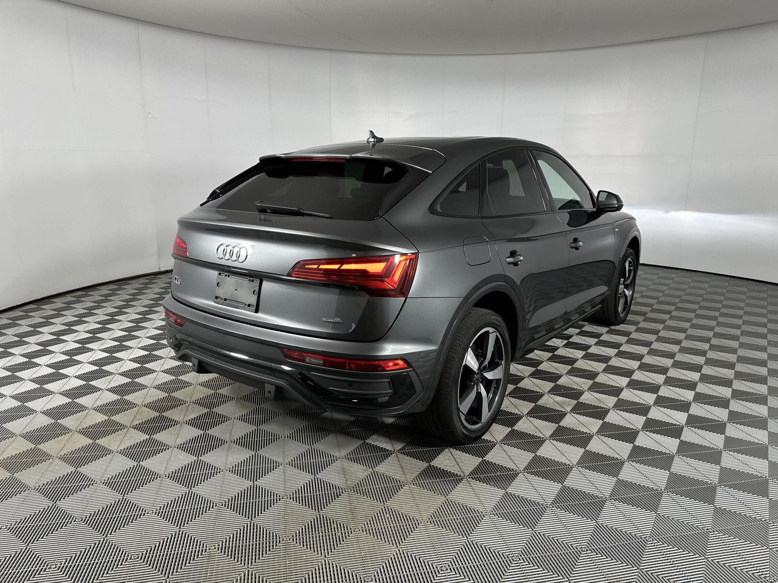 Used 2023 Daytona Gray Pearl Effect Audi S line Premium Plus image 26