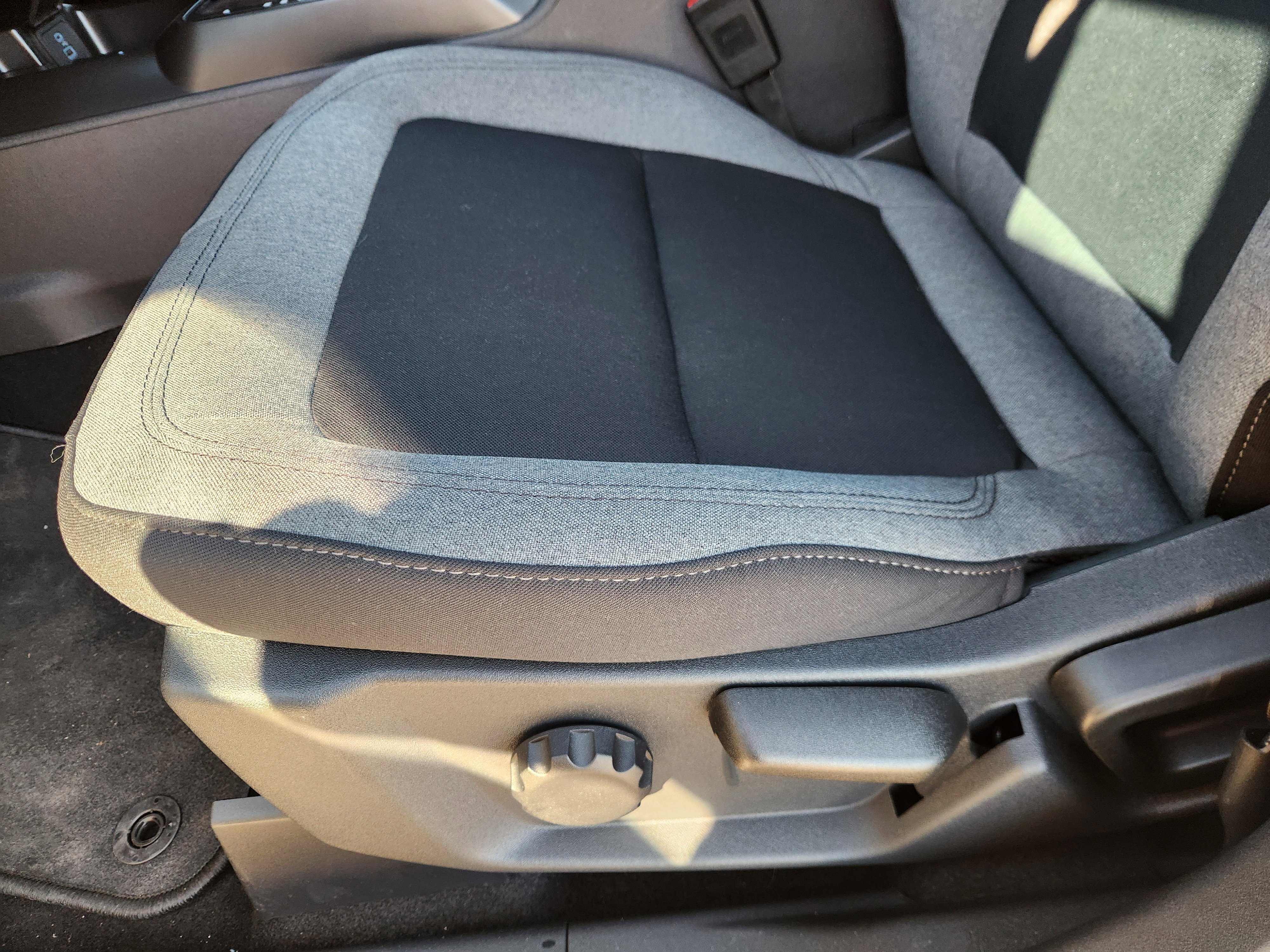 New 2025 Carbonized Gray Metallic Ford Big Bend image 16