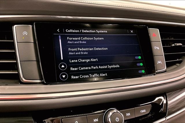 2023 Buick Enclave Essence - Photo 35