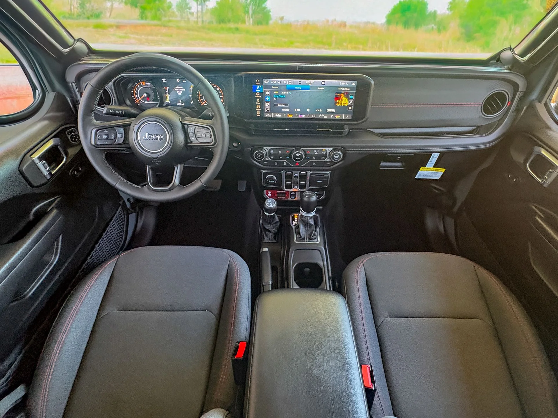 Used 2025 Gray Jeep Rubicon image 2
