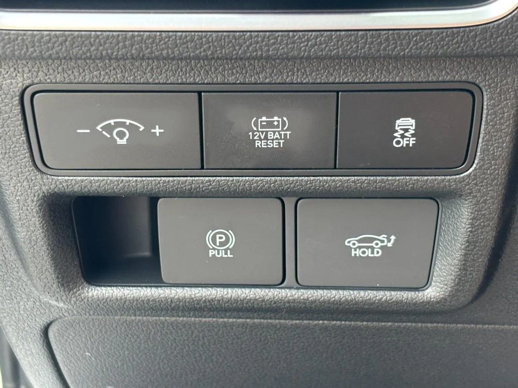 2025 Hyundai Sonata Hybrid Limited - Photo 33