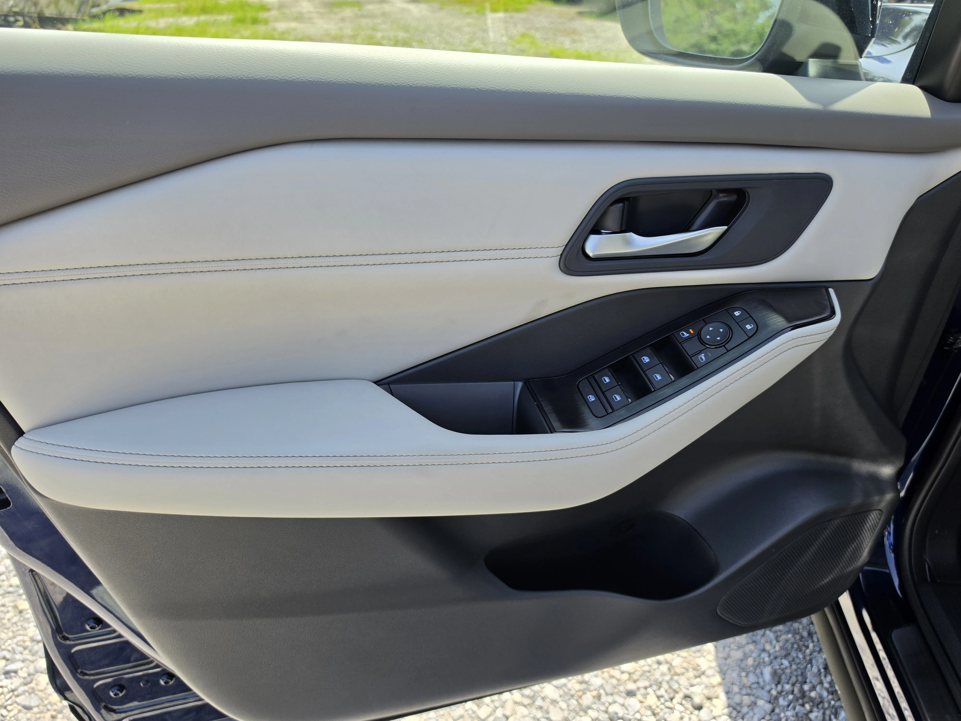 New 2026 Deep Ocean Blue Pearl Nissan Dark Armor™ image 18