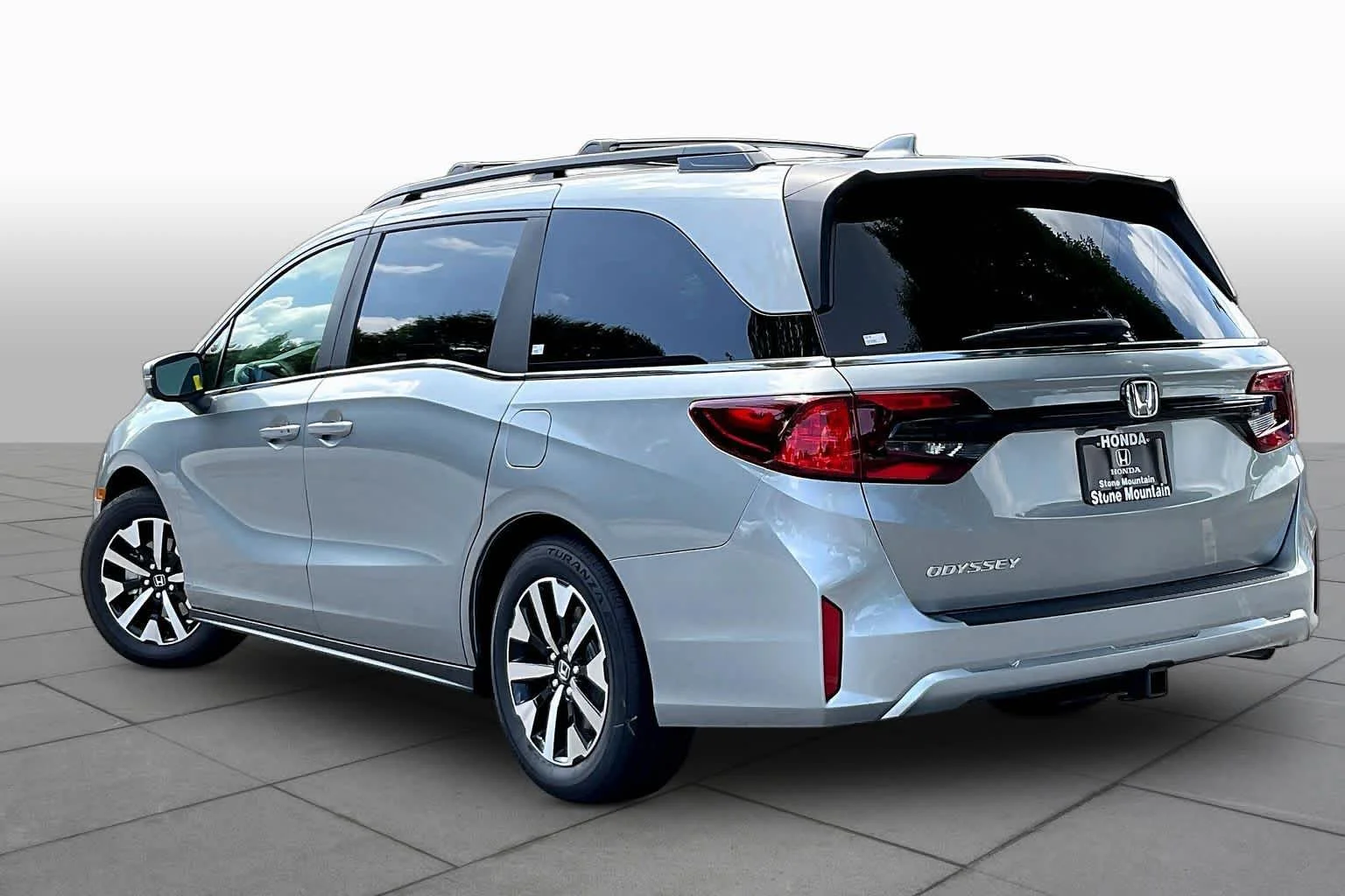 New 2026 Solar Silver Metallic Honda EX-L image 12