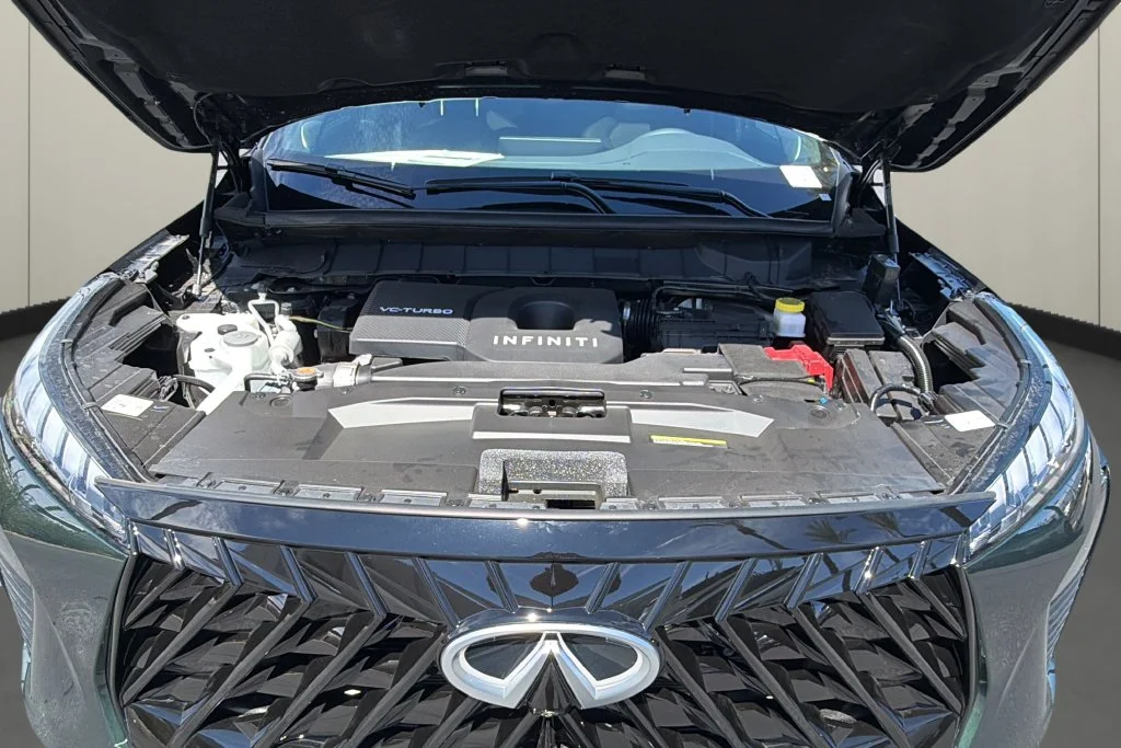 New 2027 DEEP EMERALD INFINITI Sport AWD image 10