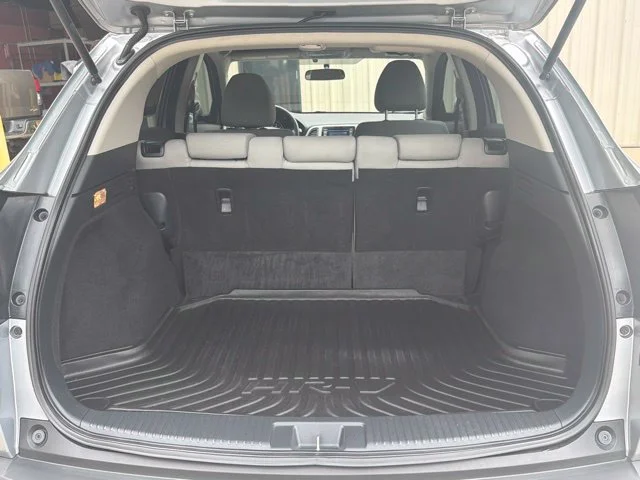 Used 2020 Silver Honda LX image 11