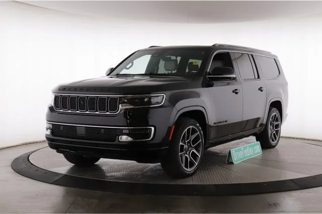 Used 2025 Black Jeep Series III image 10