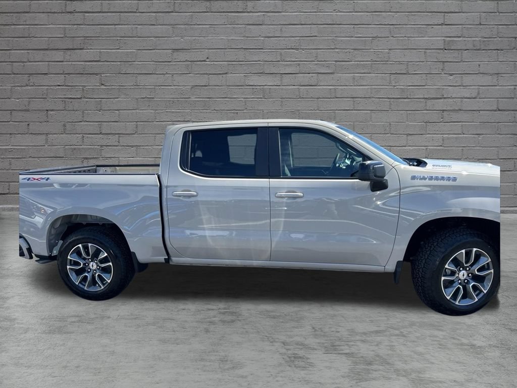 New 2026 White Sands Chevrolet RST image 11