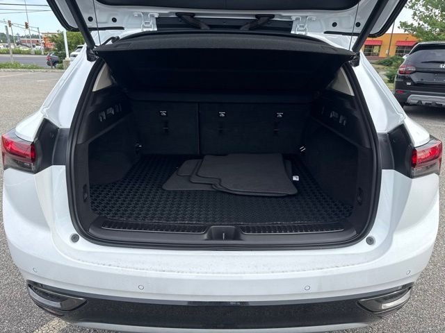 Used 2021 White Buick Essence image 26