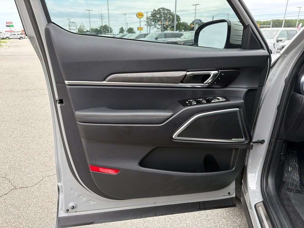 Used 2023 Wolf Gray Kia SX-Prestige X-Line image 13