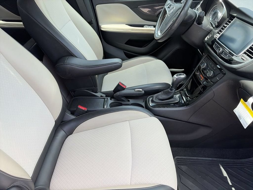 Used 2020 White Buick Preferred image 8