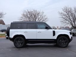 2024 Land Rover Defender 110