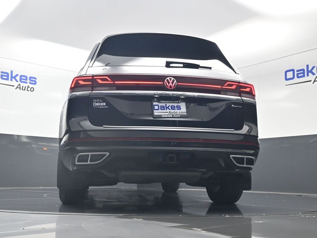 Used 2024 Deep Black Volkswagen 2.0T SEL Premium R-Line image 47