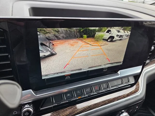 New 2026 Summit White GMC Elevation image 33