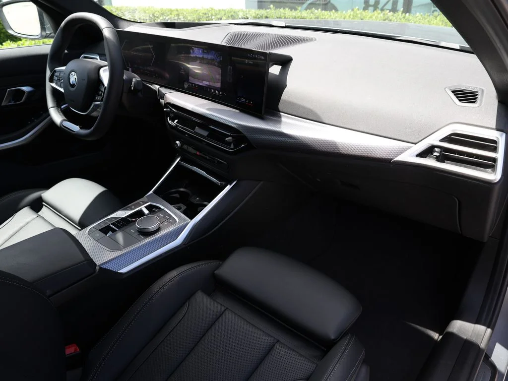 2026 BMW 3 Series 330i - Photo 22