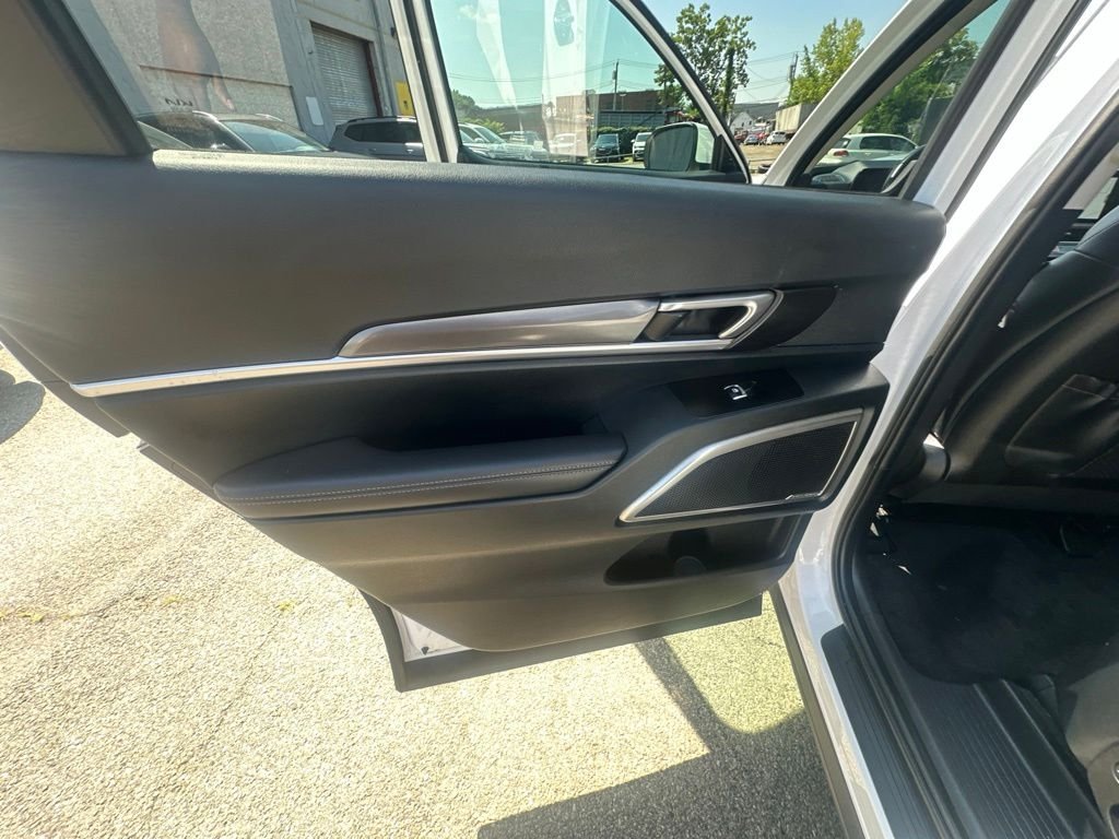 Certified Used 2024 White Kia LX image 24