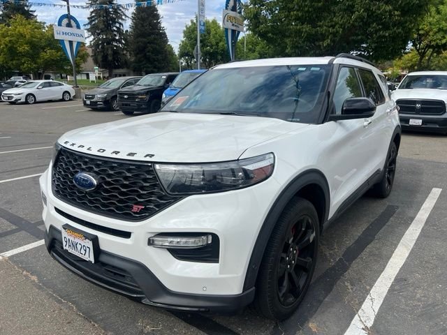 Used 2022 White Ford ST image 1