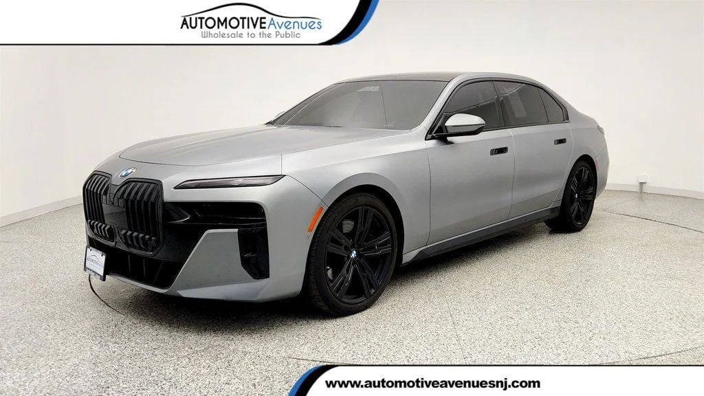 2023 BMW 7 Series 760i xDrive's photo