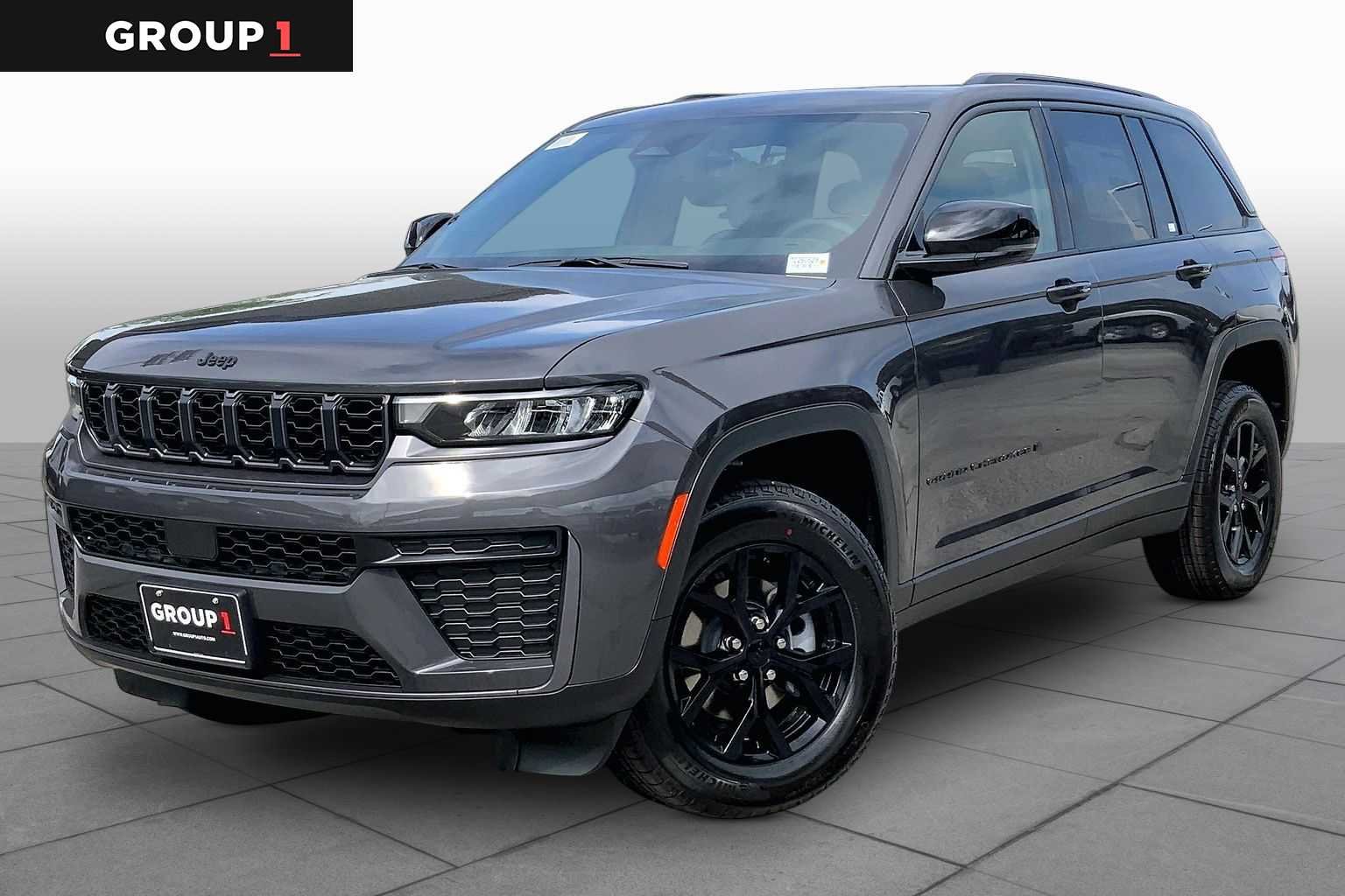 2026 Jeep Grand Cherokee Laredo Altitude