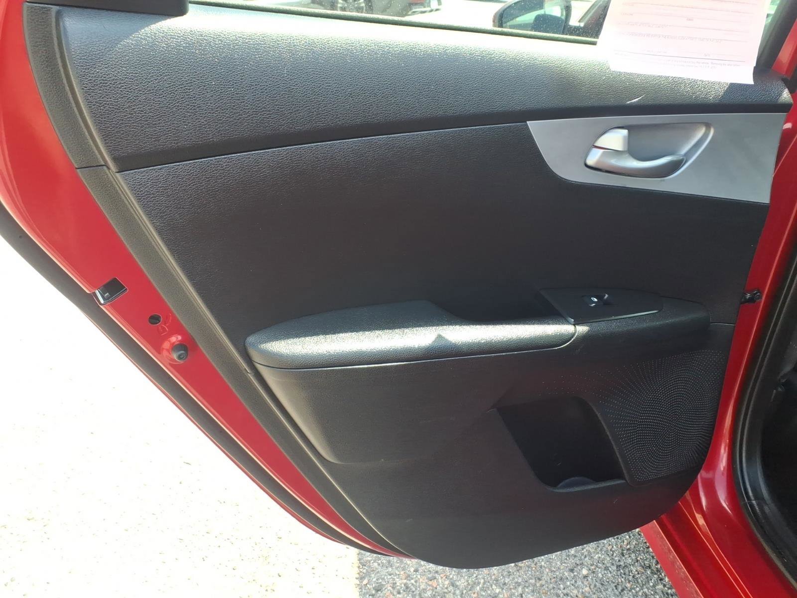Used 2023 Currant Red Kia LXS image 17